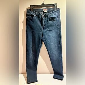 Castro Second Skin Sarai 7/8 Distressed Denim Jeans Womens Size 10 EU 42 Stretch